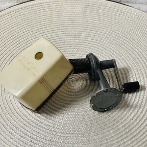 Boston Bulldog Vintage Pencil Sharpener‎ White Hopper Gray Hammertone Working